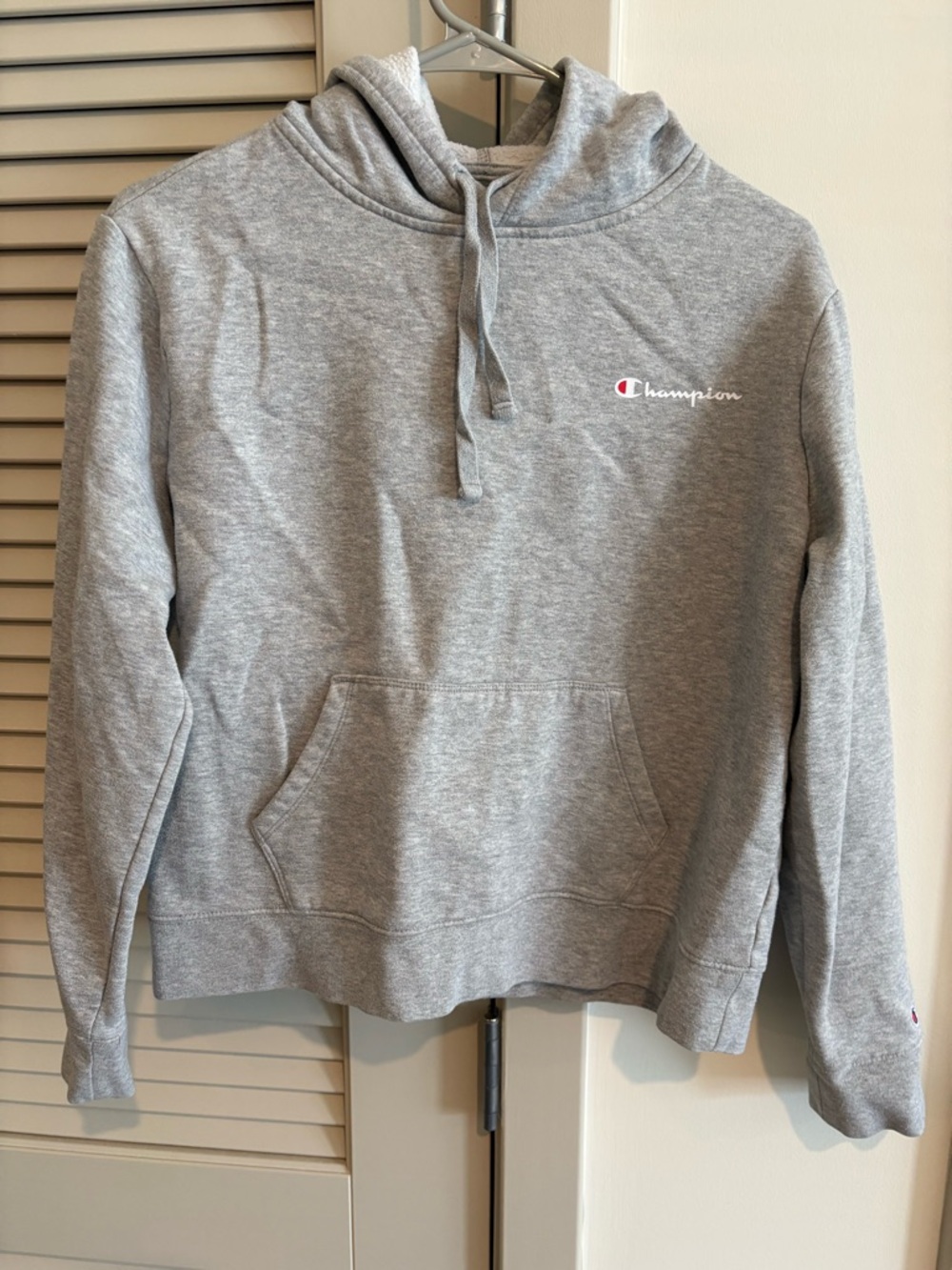 Women’s Champion Gray Logo Pullover Hoodie*Sz. Small